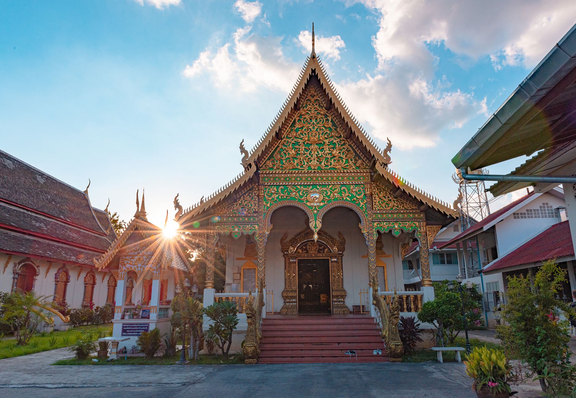พักเชียงใหม่ในคูเมืองหรือนิมมาน เลือกย่านให้ตรงกับทริป